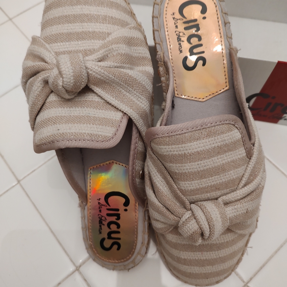 Circus by Sam Edelman Women's Tan Striped Slip-On Shoes